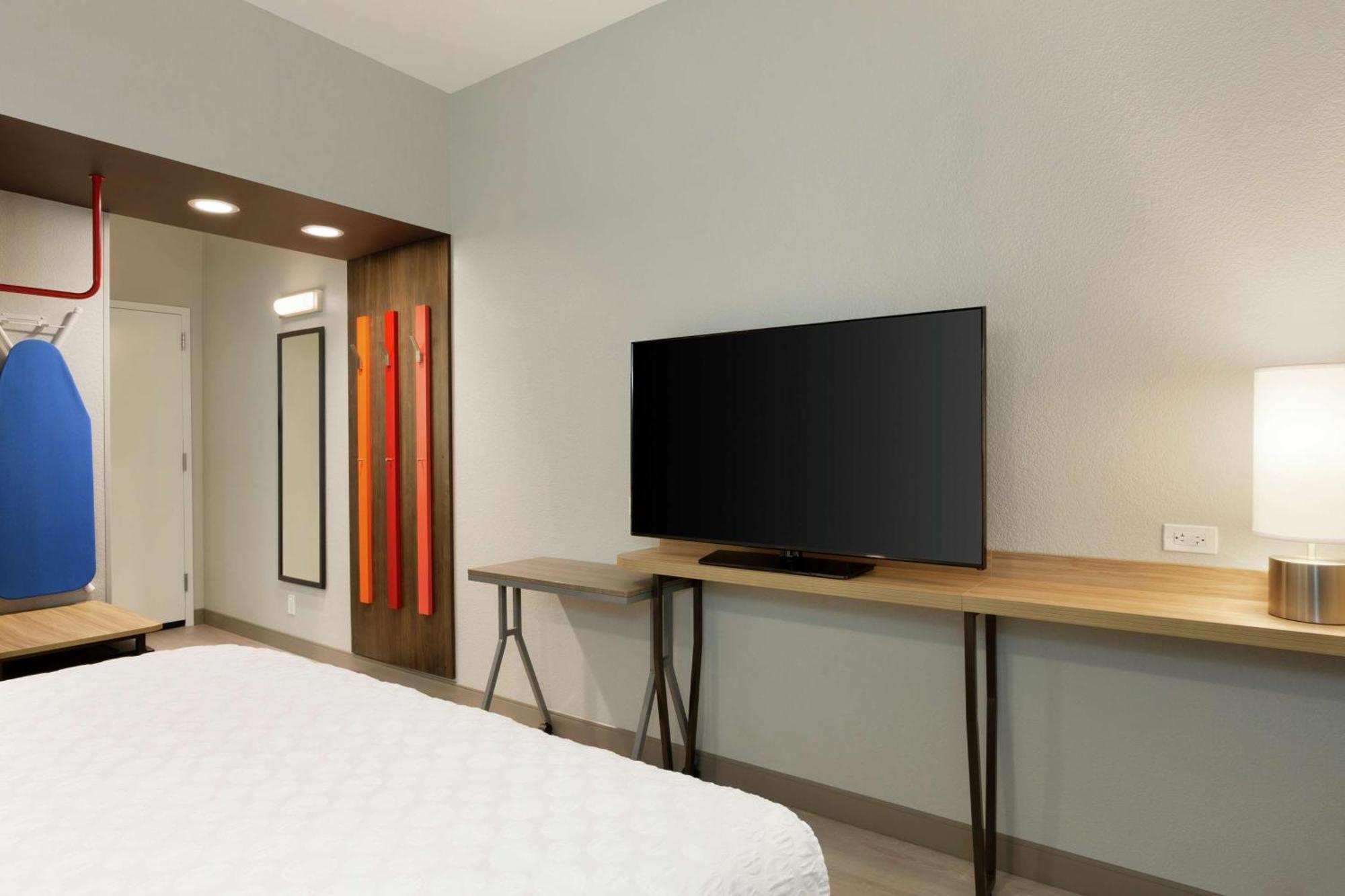 Tru By Hilton St. Charles St. Louis Hotel Saint Charles Екстериор снимка